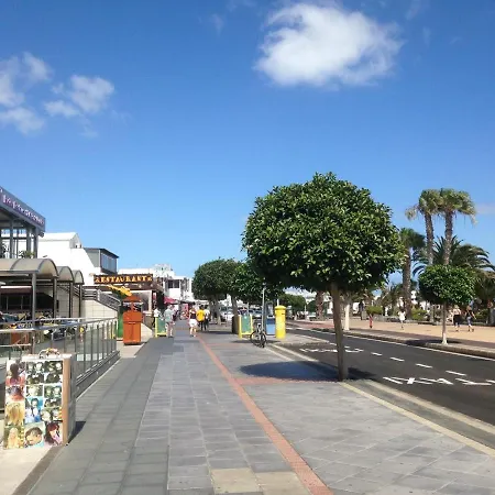 Puerto Del Carmen Sleeps 4 With Pool And Wifi Puerto del Carmen (Lanzarote)