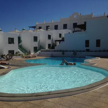 Appartement Puerto Del Carmen Sleeps 4 With Pool&wifi *