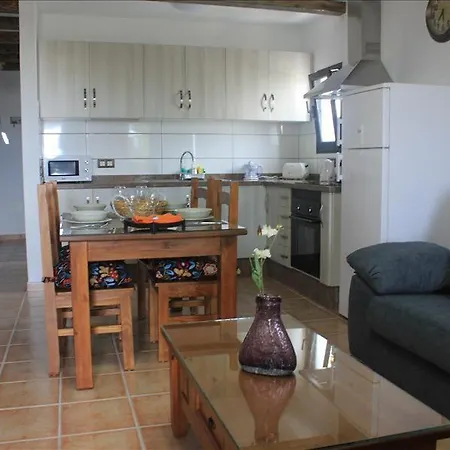 Puerto Del Carmen Sleeps 4 With Pool&wifi *