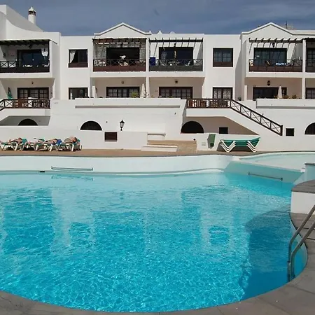 Puerto Del Carmen Sleeps 4 With Pool&wifi Appartement Puerto del Carmen (Lanzarote)