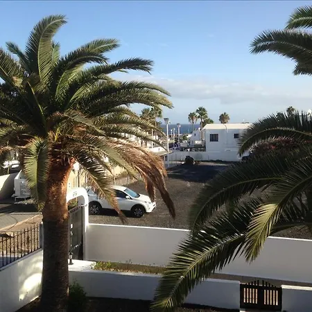 Puerto Del Carmen Sleeps 4 With Pool And Wifi Puerto del Carmen (Lanzarote)